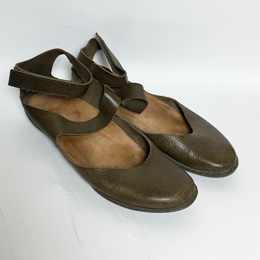 Vintage Trippen Taupe Real Leather Strappy Flats Sandals — Size 39, 8.5